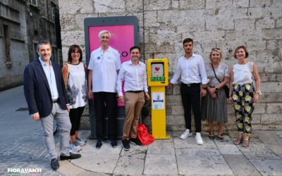All’angolo tra corso Mazzini e via del Trivio è stato installato un defibrillatore che sarà a disposizione di tutti i cittadini ascolani!