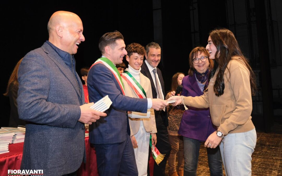 Conoscere le leggi e gli ideali che guidano il nostro Paese.