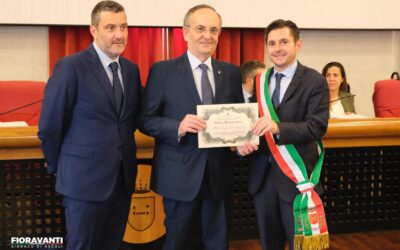 La cittadinanza onoraria al Prefetto a riposo, Rita Stentella, e le benemerenze civiche ai Dirigenti Superiori della Polizia di Stato, Luigi De Angelis e Paolo Maria Pomponio, e al Colonnello dell’Arma dei Carabinieri, Ciro Niglio