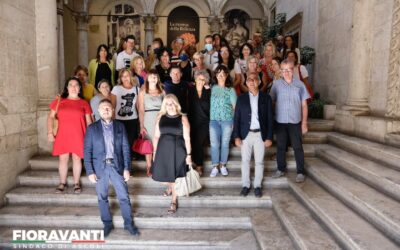 Firmati questa mattina i nuovi contratti dei dipendenti comunali, con 36 passaggi dal part-time al full-time e 5 da 12 a 18 ore.