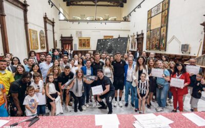 Si chiude con un grande abbraccio collettivo l’iniziativa “Vetrine Bianconere”!